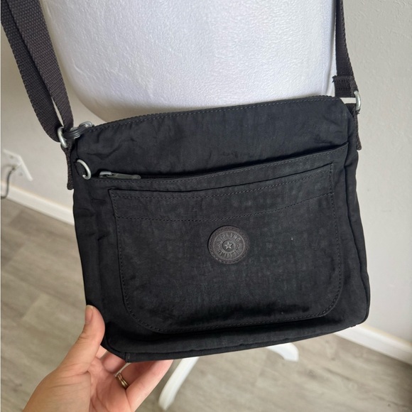 Kipling Small Black Nylon Crossbody Shoulder Bag Purse No Charm - Picture 2 of 11